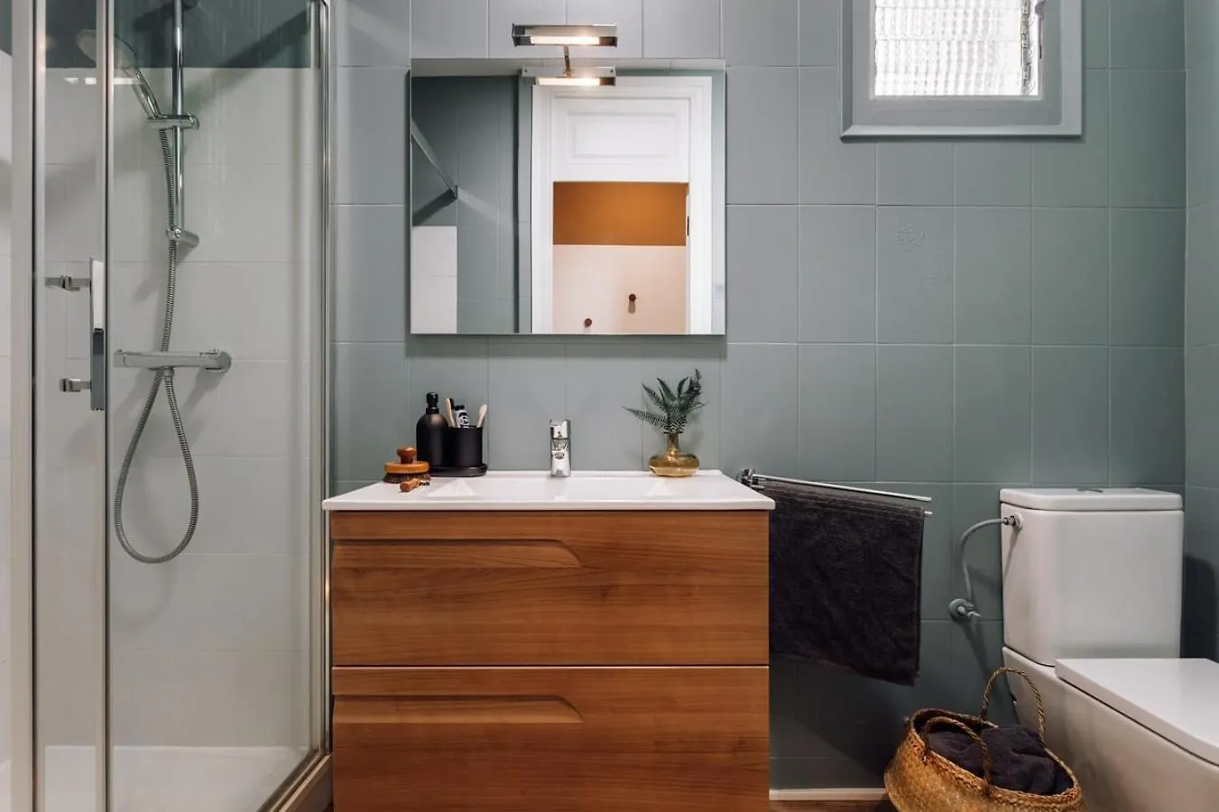 Daire Kalo - 1 Bedroom And Office In Eixample Esquerra Barselona